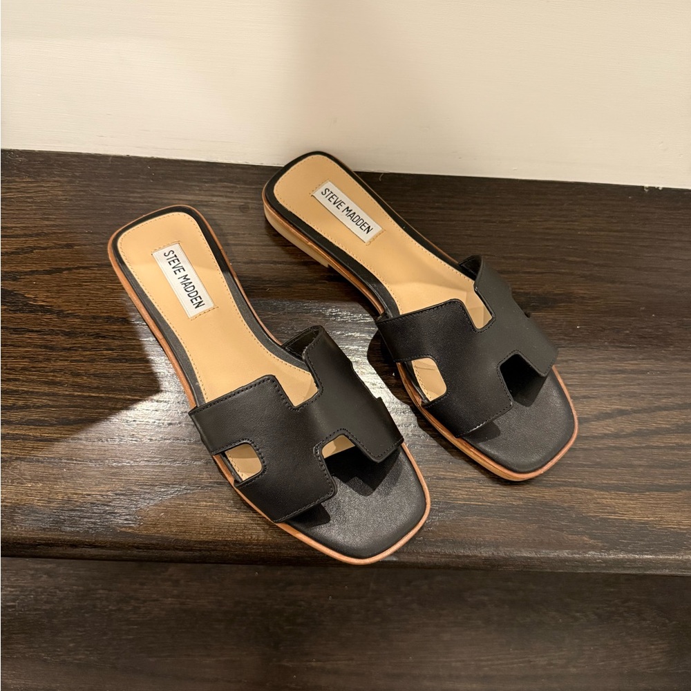 Steve Madden Hadyn Black Leather Sandals